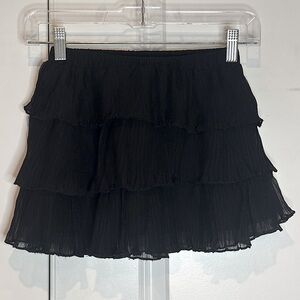 Sadie & Sage Black Crinkle Tiered Elastic Waist Skirt S